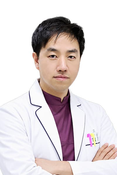 최 민