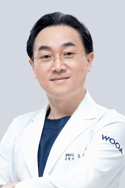 김우정